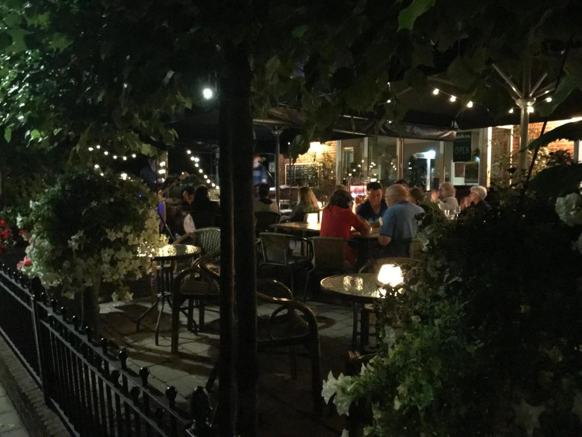 Hotel Restaurant In D'Ouwe Peel Helenaveen Екстериор снимка